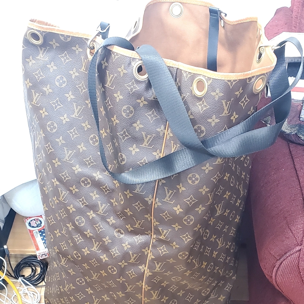 Louis Vuitton Sac Marin Monogram Brown Tote